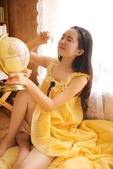 女性下面图片